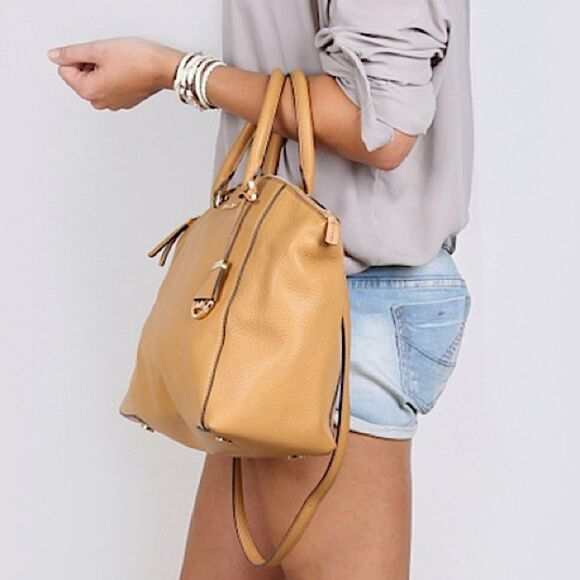 Michael kors Riley satchel in color camel - Picture 6 of 8